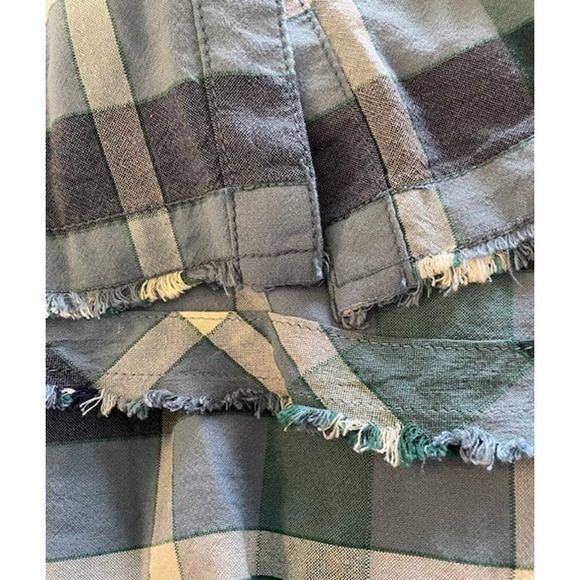 Free People Women's Plaid Button Up Long Sleeve Shirt w/ Raw Edge Hem‎ Size XS - Picture 4 of 5